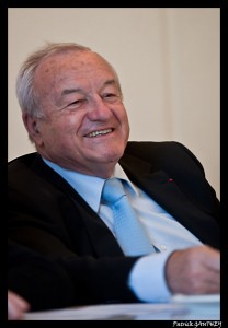 Bernard Brochand  Bernard Brochand