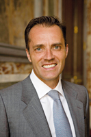 Laurent Martinet Membre du Conseil de l'Ordre, Secrétaire de la Commission Internationale