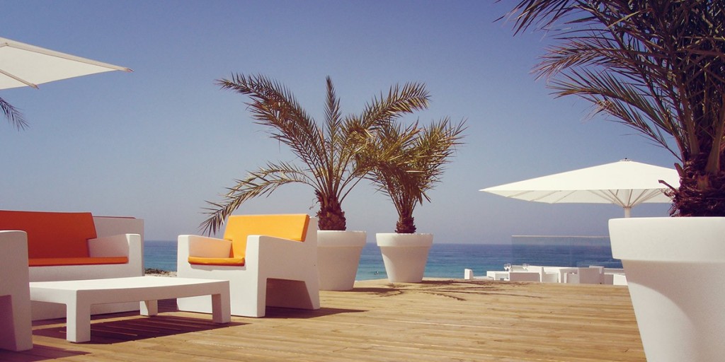 Bar Lounge Le-Grand-Hotel-de-la-Plage-4-etoiles-Biscarrosse_1200.600.crop-S.photo.06fdc