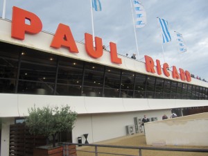 RENAULT AU CASTELLET : WOUAH !!! ÇA DÉCOIFFE…