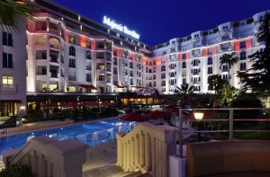 Les Hôtels Majestic Barrière et Gray d’Albion Barrière Cannes s’embellissent durant l’hiver…