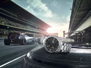 Plus que jamais dans la course Oris étend sa collection Williams avec un nouveau chronographe doté d’un cadran en fibre de carbone qui affirme plus que jamais son style sportif…